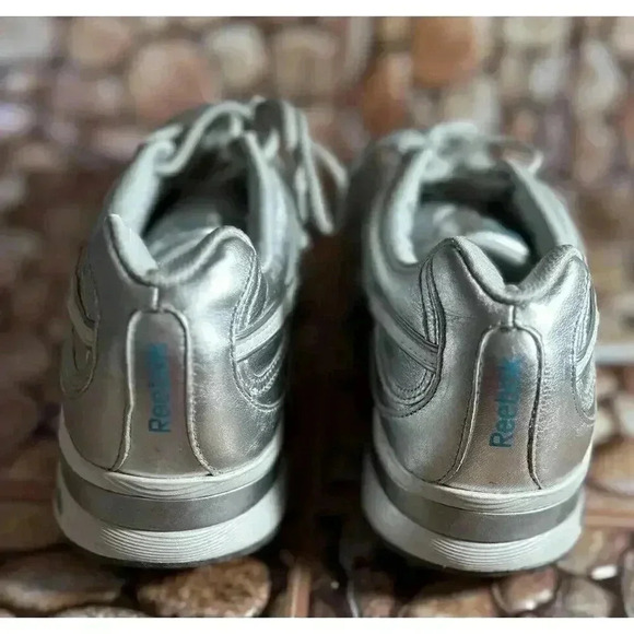 Reebok Easytone 10 Gray Silver Women’s Athletic Sneakers - Picture 9 of 16